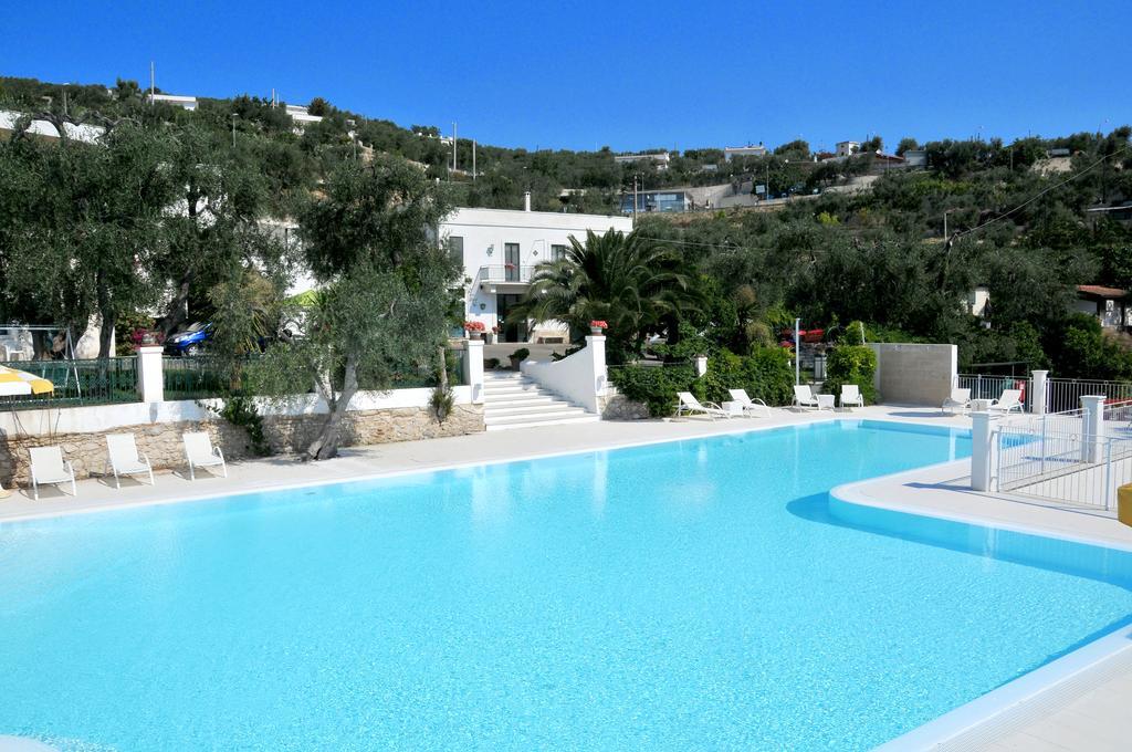 Agriturismo Giorgio Mattinata Eksteriør billede